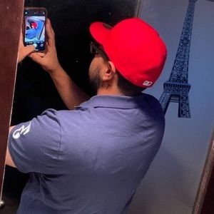 Meet your Posher, Eduardo